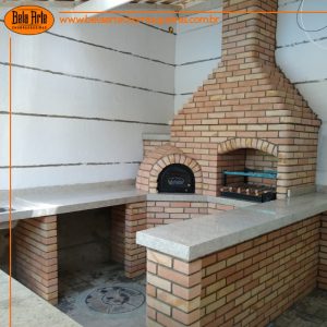 Churrasqueira e forno iglu, balcão e gabinetes